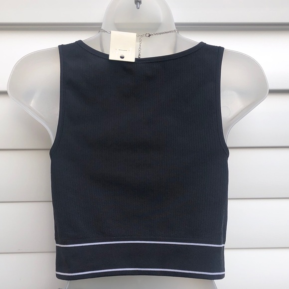 PINK Victoria's Secret Sports Bra - Black and White - Picture 8 of 9